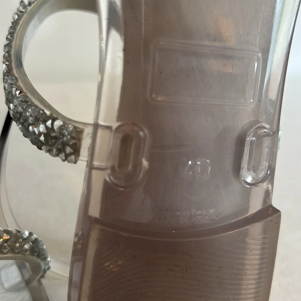 Stuart Weitzman Teezer Clear Jelly flat sandal with crystal embellishments - Picture 5 of 7